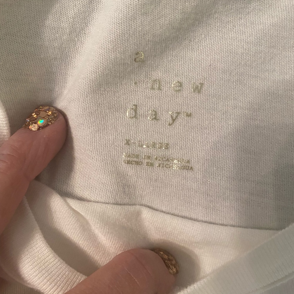 Basic white shirt